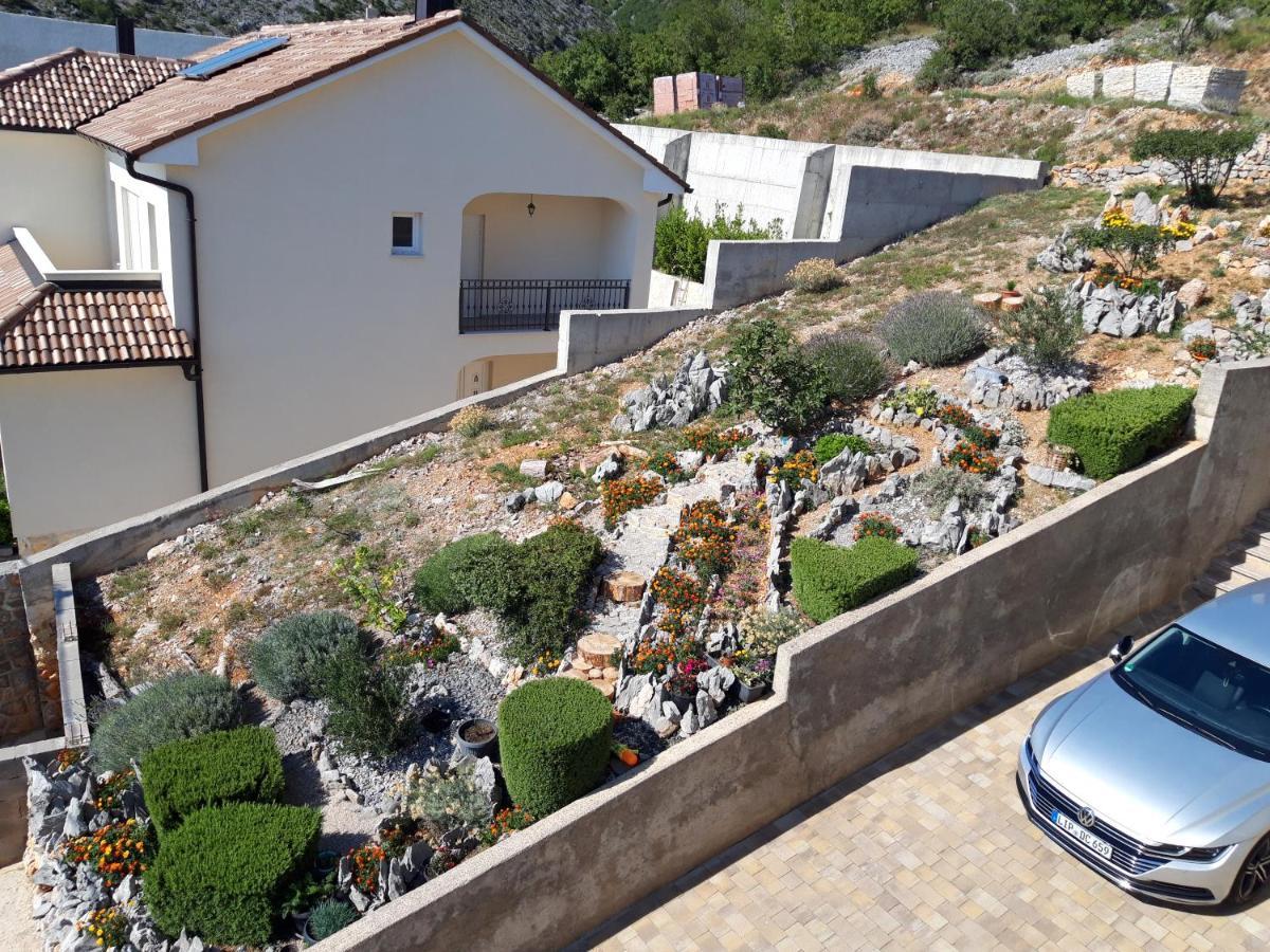 H&T Apartment Senj  Luaran gambar