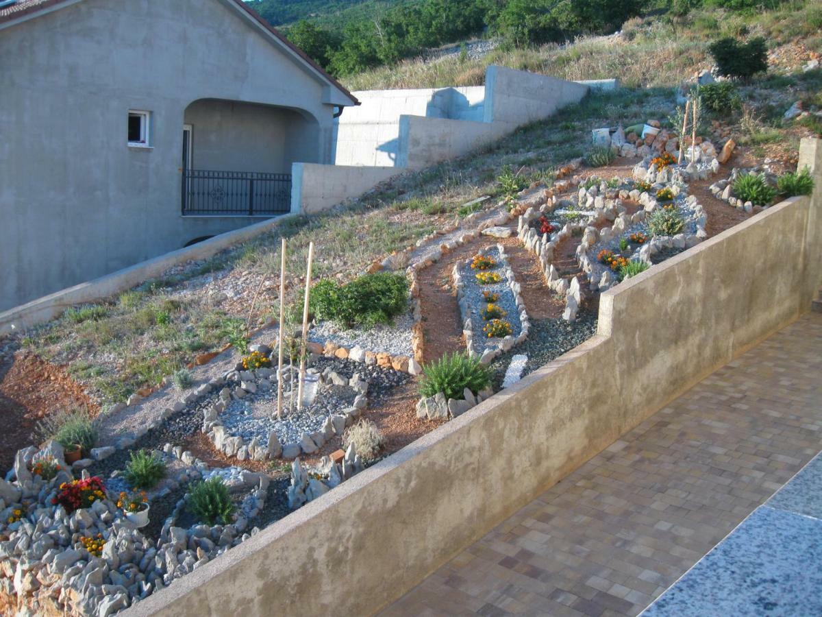H&T Apartment Senj  Luaran gambar